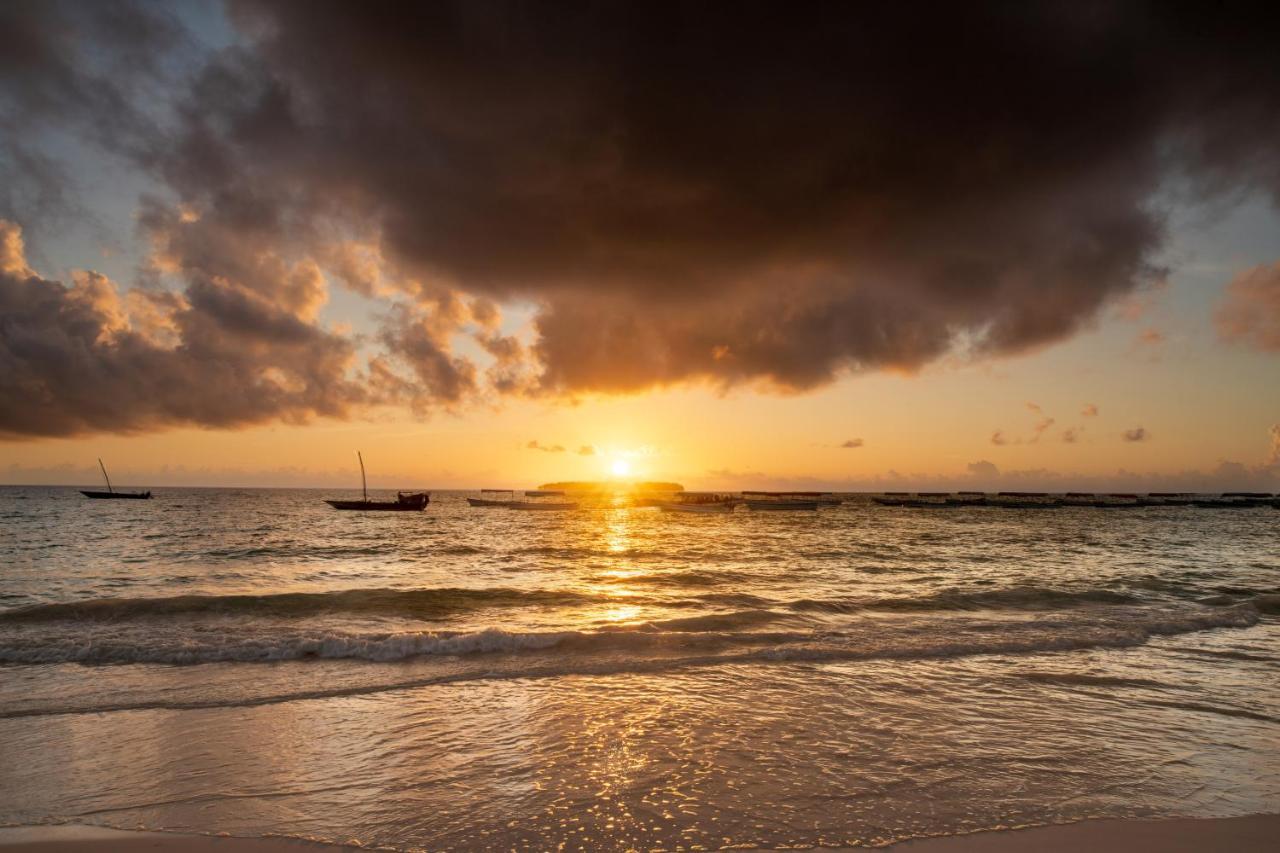 The Mora Zanzibar Hotel Matemwe  Eksteriør billede Sunset at San Juan del Sur